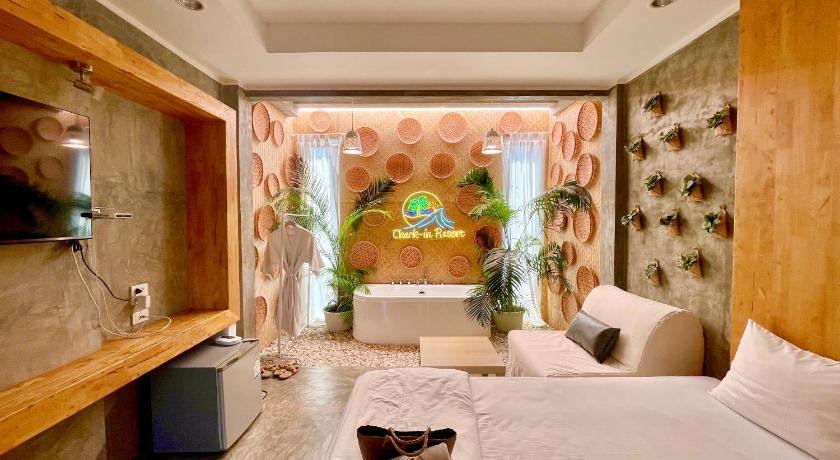 รูปของดีลักซ์ เตียงใหญ่ 104 (Deluxe King Bed 104) 1