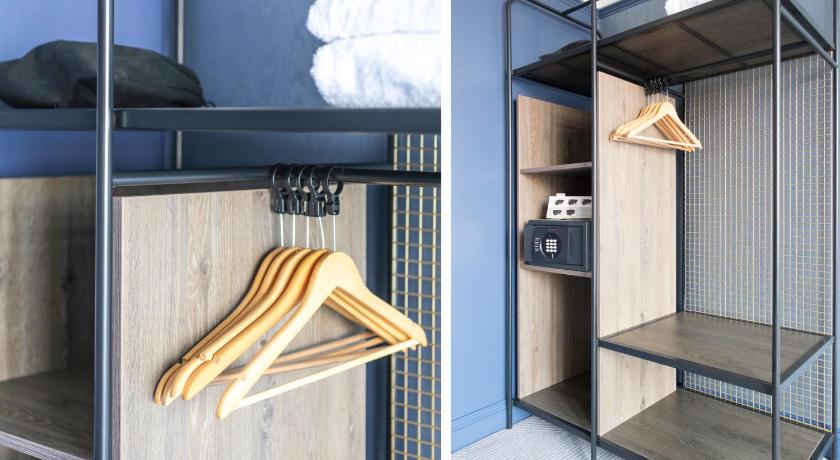 Image of Standard Room with One Double Bed and One Single Bed - Non-Smoking 1