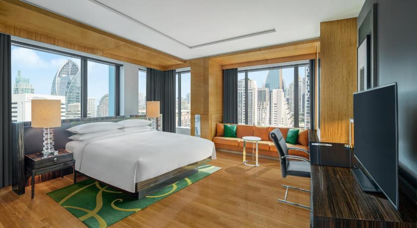 Image of Club Lounge Access, 1 Bedroom Studio Suite, 1 King, Corner Room 0