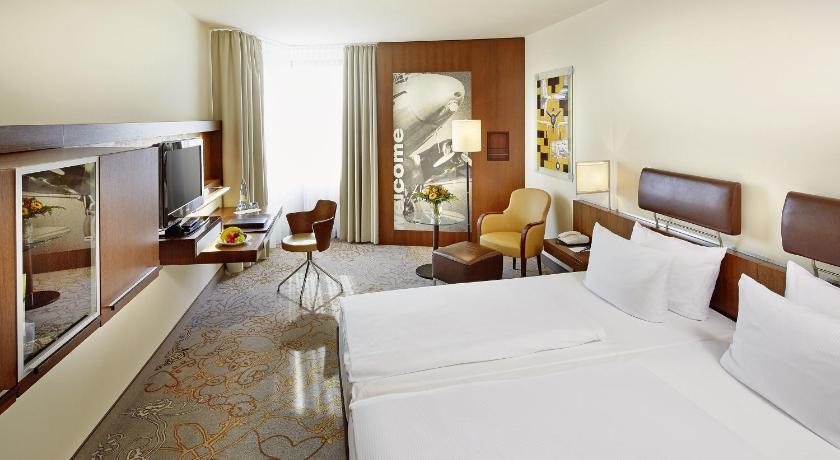 Dorint Hotel Frankfurt-Niederrad photo