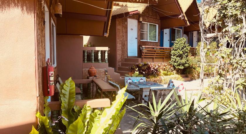 Image of Bungalow - Garden View 8