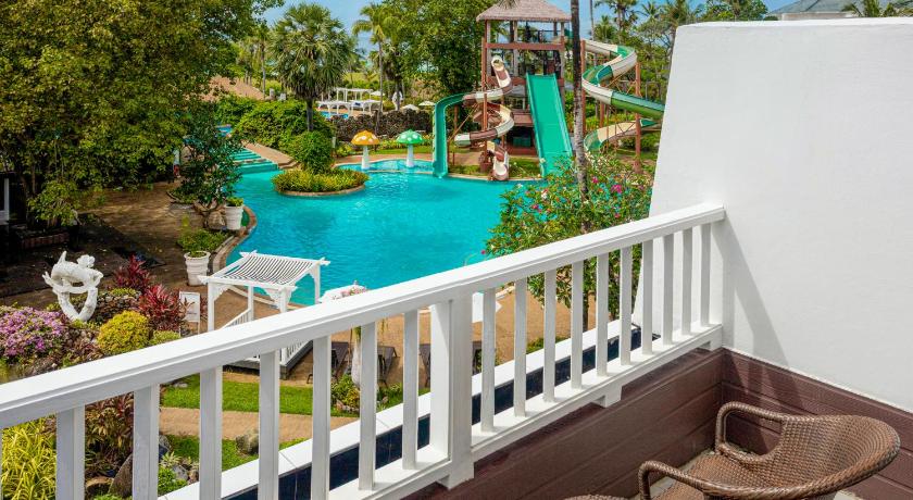 Image of Deluxe Terrace Pool View 1
