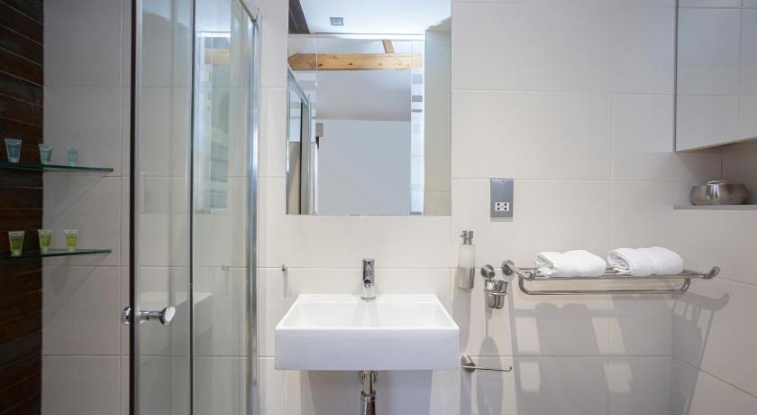 Image of Premium Studio 16