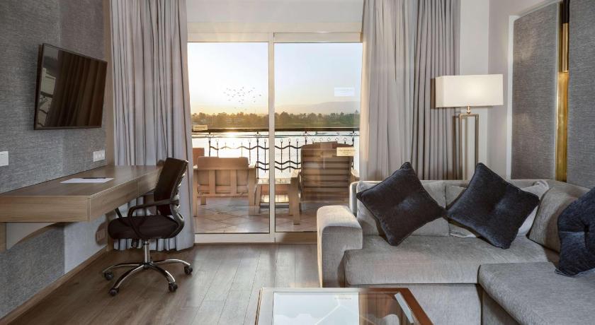 Image of Executive Suite 3