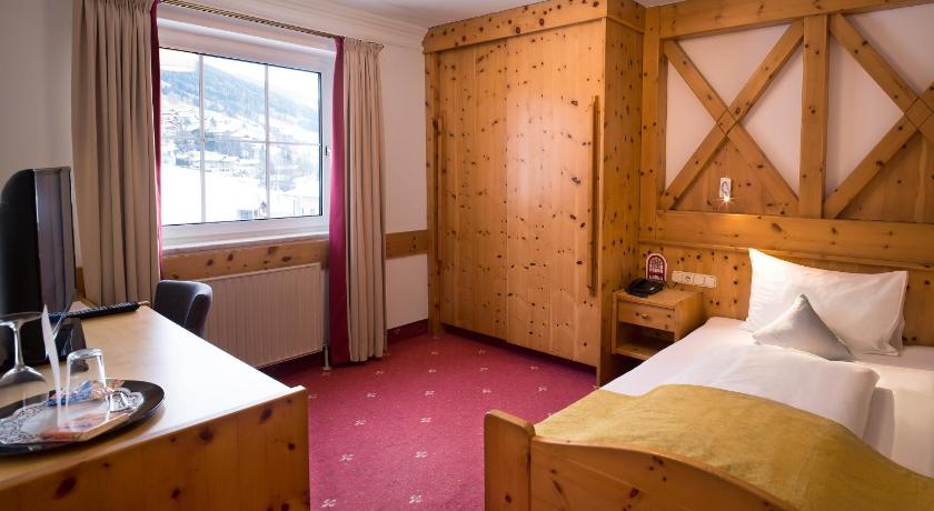 Image of Single Room 0