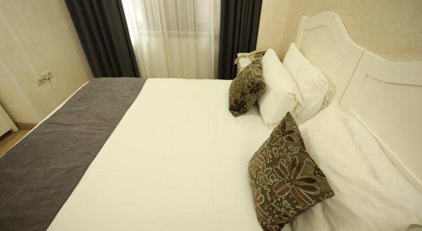 Image of Standard Double Room 16