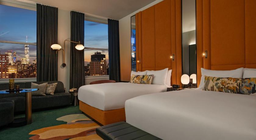 Image of Premier, Guest room, 2 Queen, Park view 3