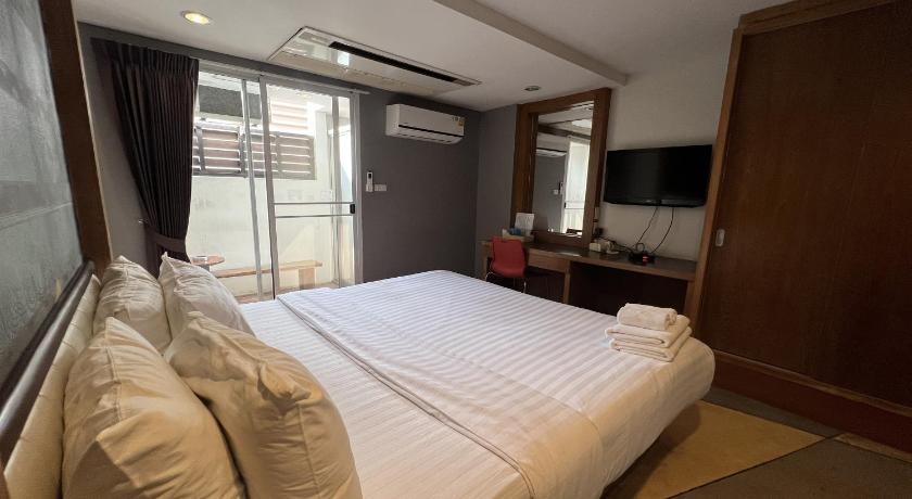 Image of Standard Room 9