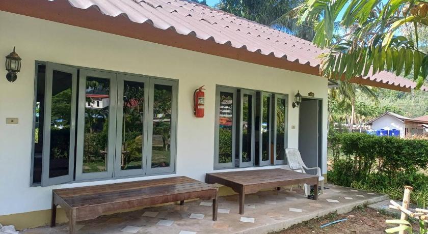 LANTA MERMAID RESORT - image 3