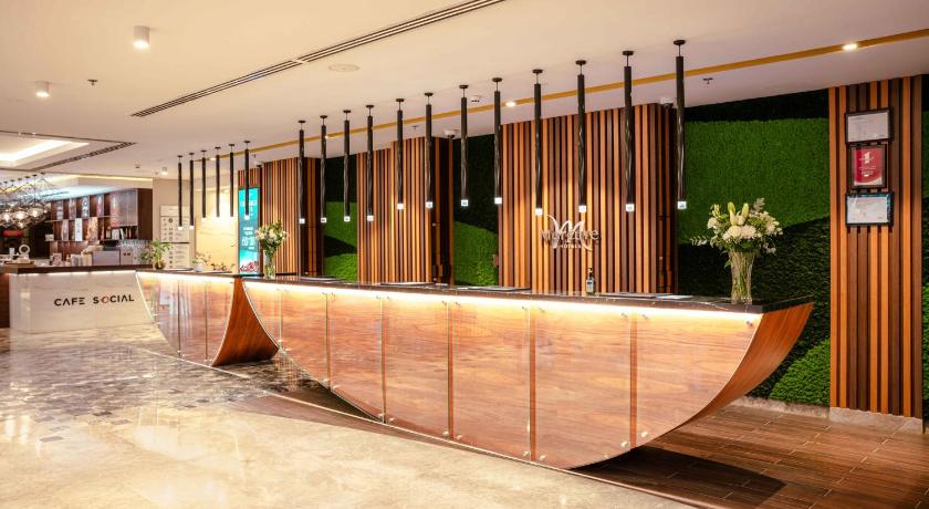 Mercure Dubai Barsha Heights Hotel Suites - image 8