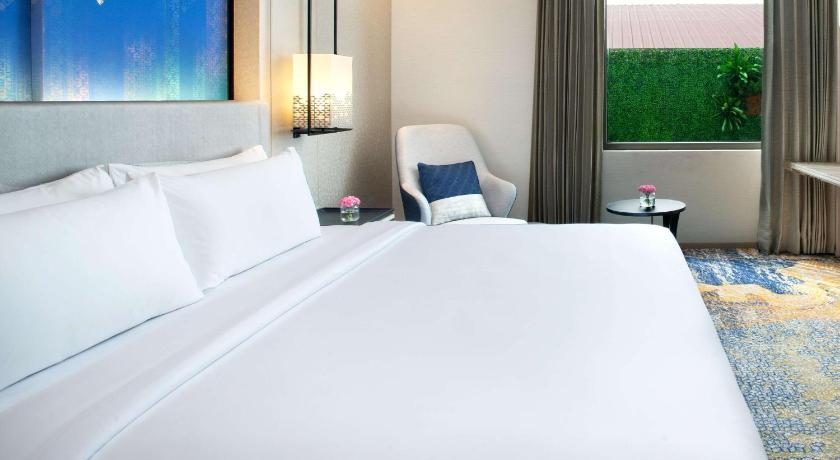 Image of Junior Suite 6