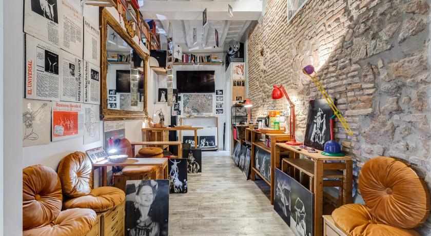 Babuccio Art Suites - image 14