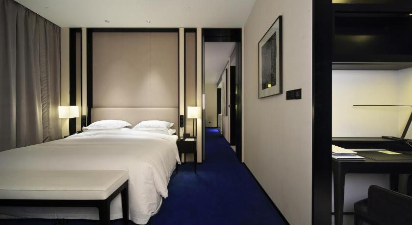 Image of Premier Suite 4
