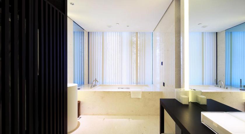 Image of Deluxe Suite 3
