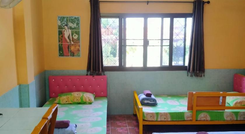 Image of Family Air Conditioning 5