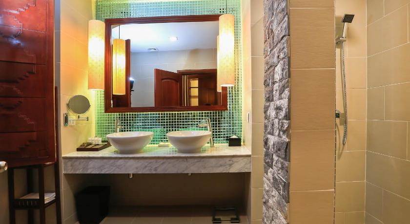 Image of Large Double Room 2