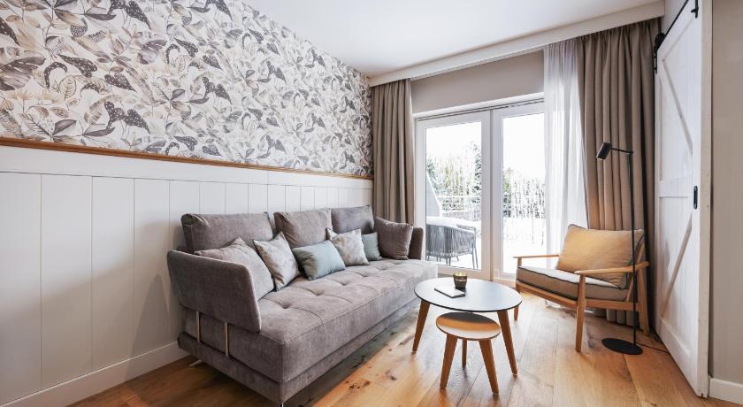 ルンデン Lindenhof 1887 - Hotel & Restaurant ホテル プール