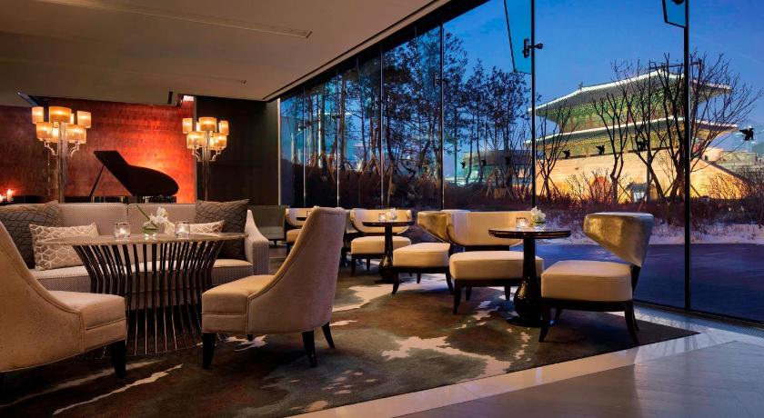 ソウル JW Marriott Dongdaemun Square Seoul 5つ星 ホテル プール