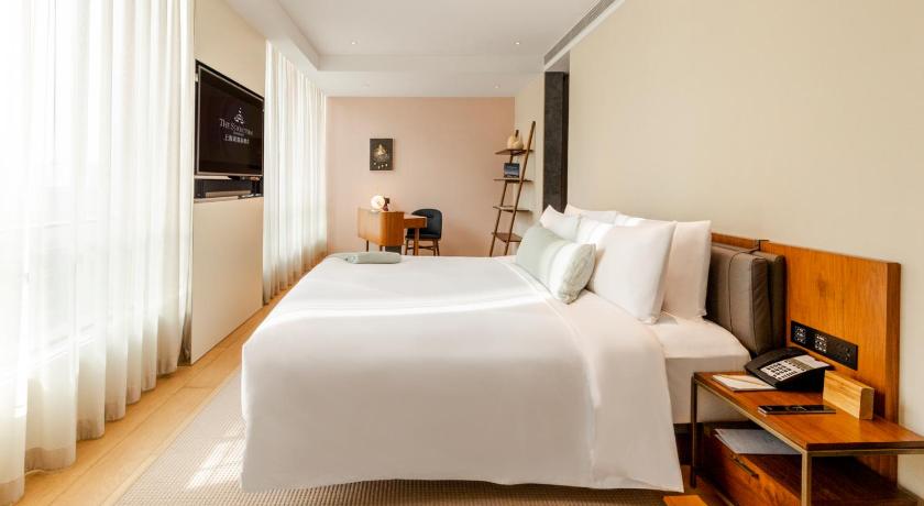 Image of Executive Suite 0