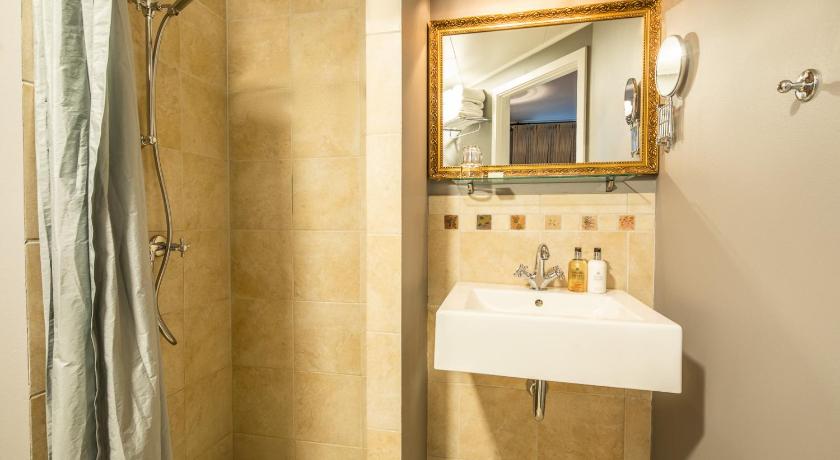 Image of Deluxe Double Room 2