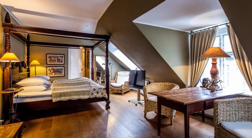 Image of Deluxe Double Room 0
