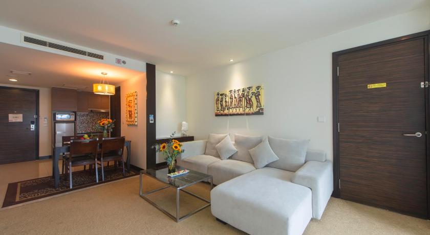 Image of 2-Bedroom Ocean View Suite 13