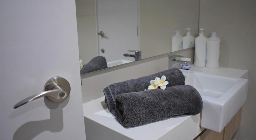 Shah Alam i-City【CASA MILA】~Wifi/Netflix/Parking~7pax 4-Star Single Room view