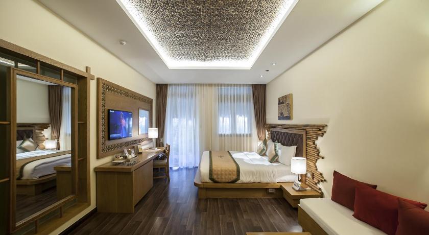 Zdjęcie: Pokój Dwuosobowy z 1 lub 2 łóżkami i balkonem (Double or Twin Room with Balcony) 0