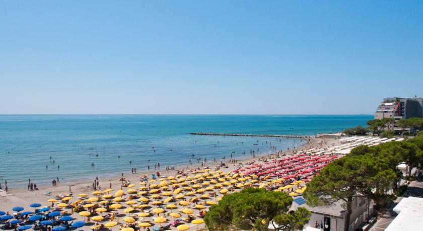 Bilocale Vicino Alla Spiaggia A Grado Pineta - image 16