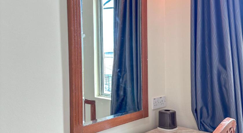 パンタイレミス G Star Hotel 4つ星 ホテル プール