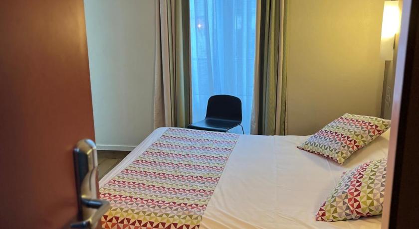Image of 1 Double Bed 16
