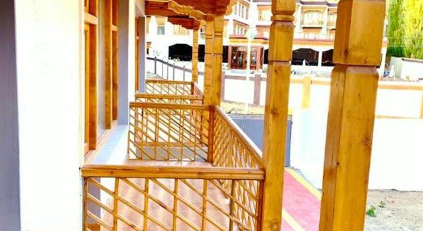 Niran Boutique Hotel - image 12
