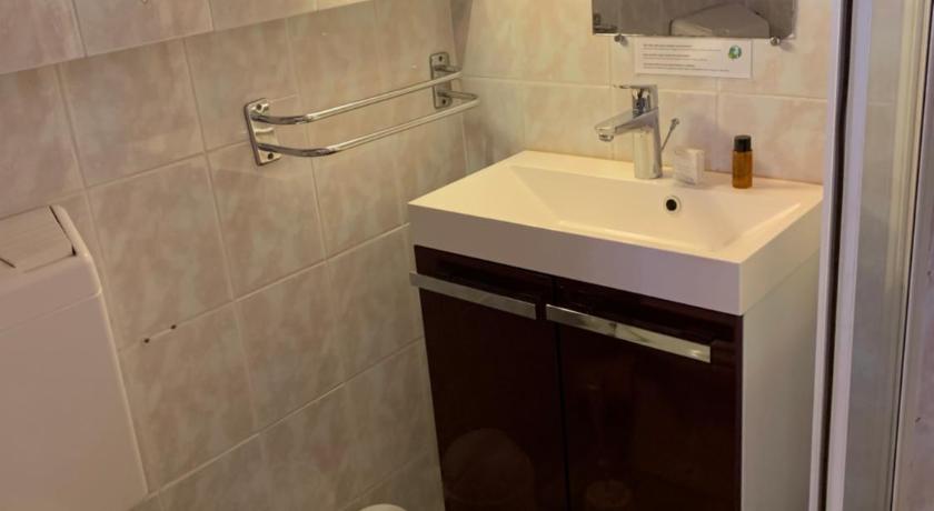 Image of Small Single Room 2