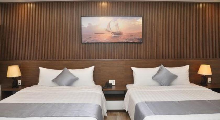 An Tin Hotel - image 32