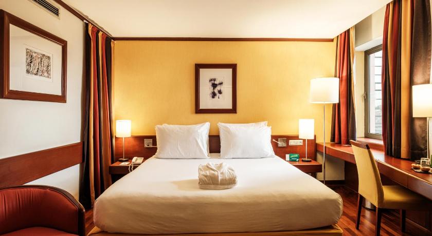 รูปของ1 King Bed 1 Bedroom Suite Sofa Bed 5