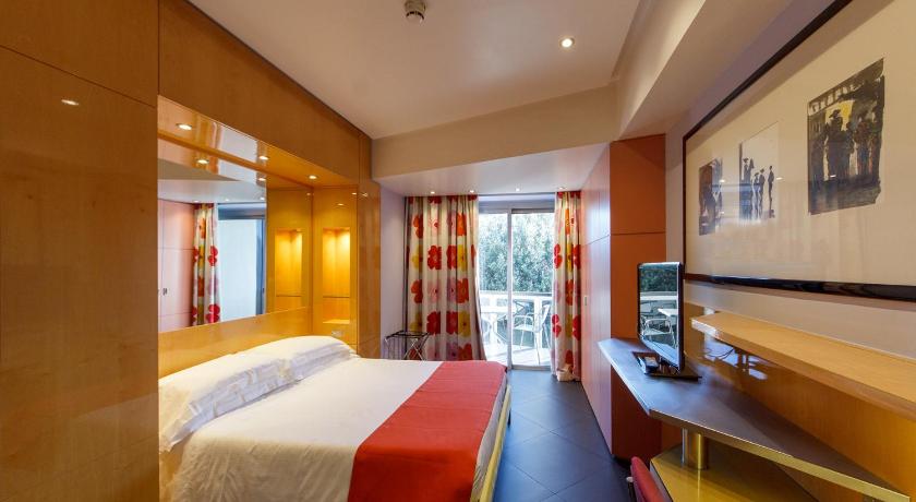 Image of Superior Double Room with Balcony 1