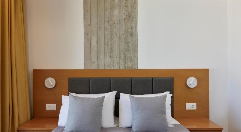 Image of Superior Double or Twin Room 6
