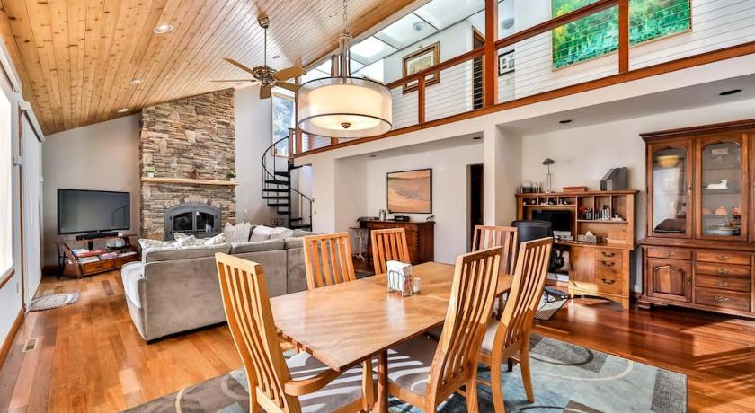 헨슨빌 (NY) Mountain house w/ stunning views & gourmet kitchen 2성급 숙소 객실