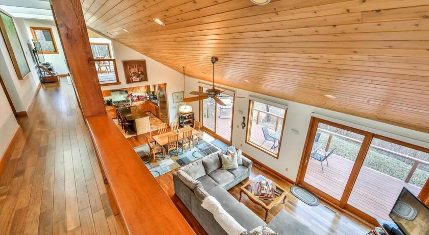 헨슨빌 (NY) Mountain house w/ stunning views & gourmet kitchen 2성급 숙소 외관