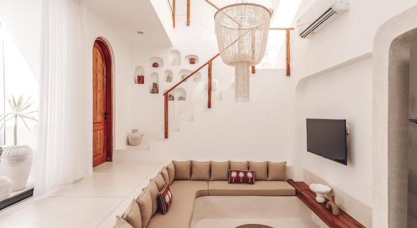 Tampilan Casa Cherish 2 BR Canggu Villa