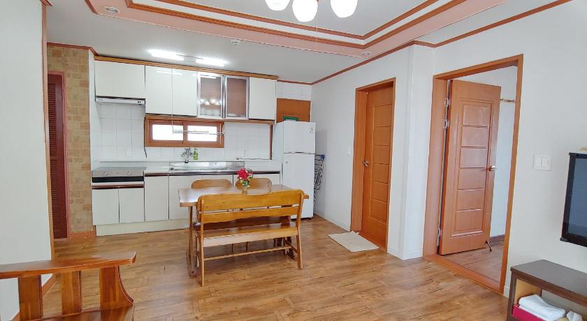 チェジュ Seongsan Sunrise Pension 4つ星 ゲストハウス ロビー