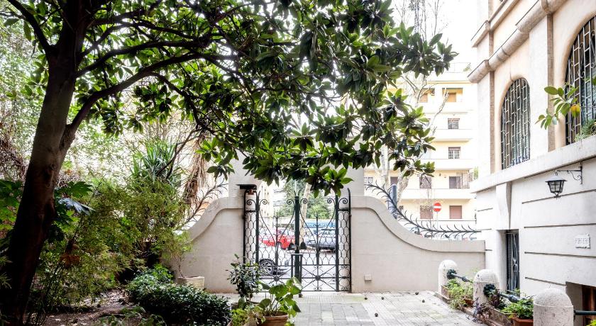 ローマ Vatican36 Guest House 4つ星 ホテル ロビー