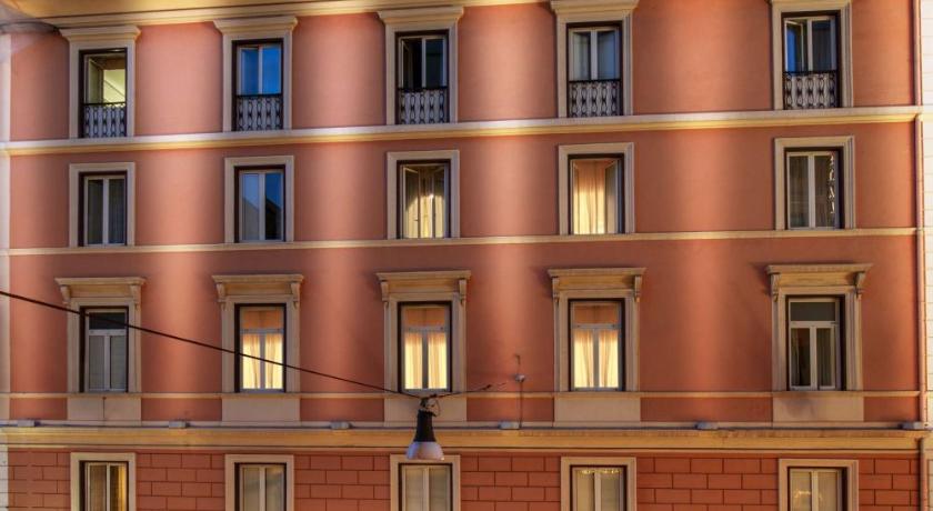 罗马 Hotel Diana Roof Garden 4星级 酒店 套房