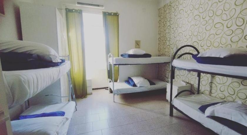 Image of Bed in 6-Bed Mixed Dormitory Room 0
