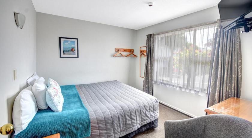 Image of Two-Bedroom Apartment 9