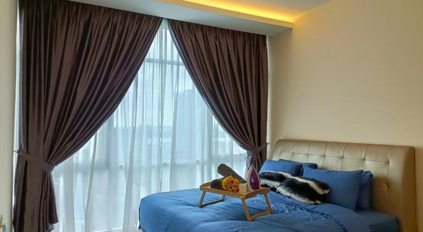 Image of Three-Bedroom Apartment 8