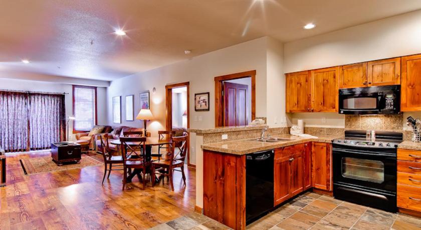 Image of Three-Bedroom Apartment 1