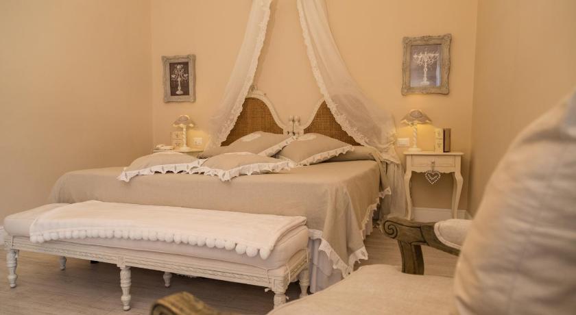 Image of Junior Suite 7
