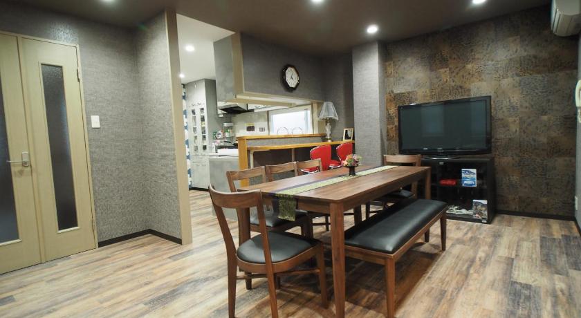 大阪 Penthouse 4つ星 宿泊施設 レストラン