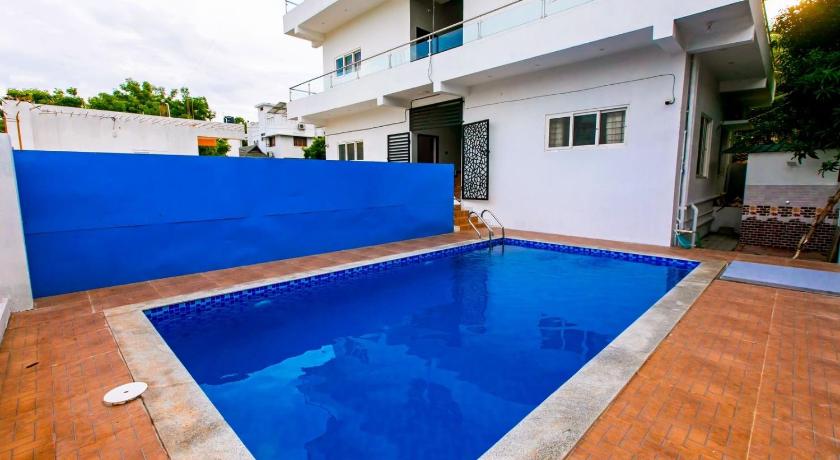 Hotel Dreamland Private inn with Swimming Pool - image 9
